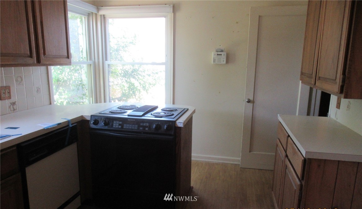 315 10th Avenue Southwest Ephrata, WA 98823 - Photo 6 of 10