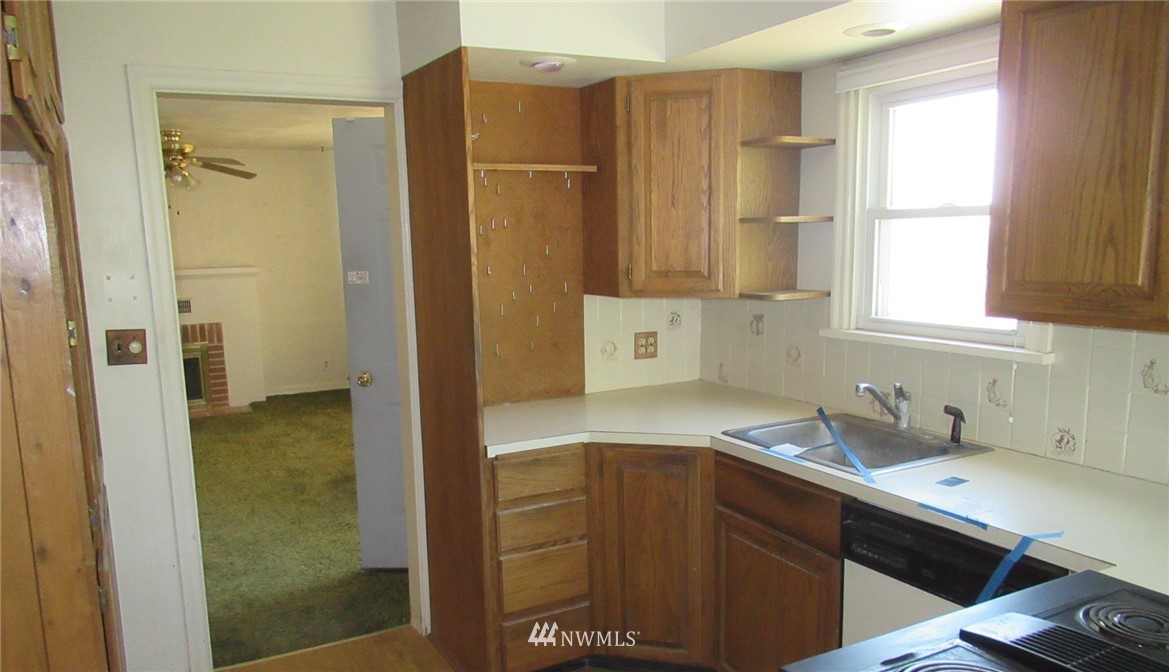 315 10th Avenue Southwest Ephrata, WA 98823 - Photo 7 of 10