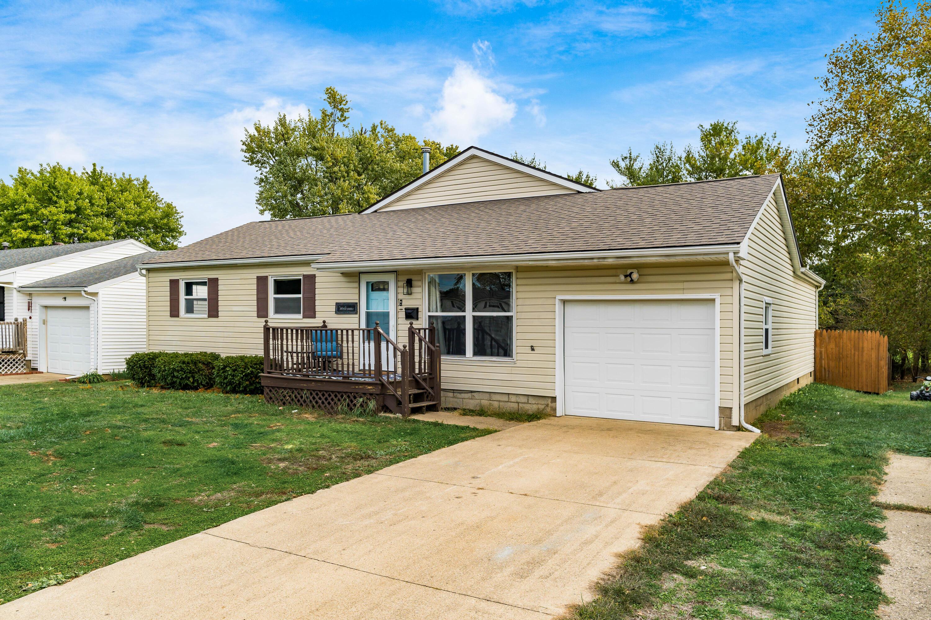 1062 Mulberry Road Circleville, OH 43113 - Photo 3 of 37 S_-_1062_Mulberry_Rd_-_003