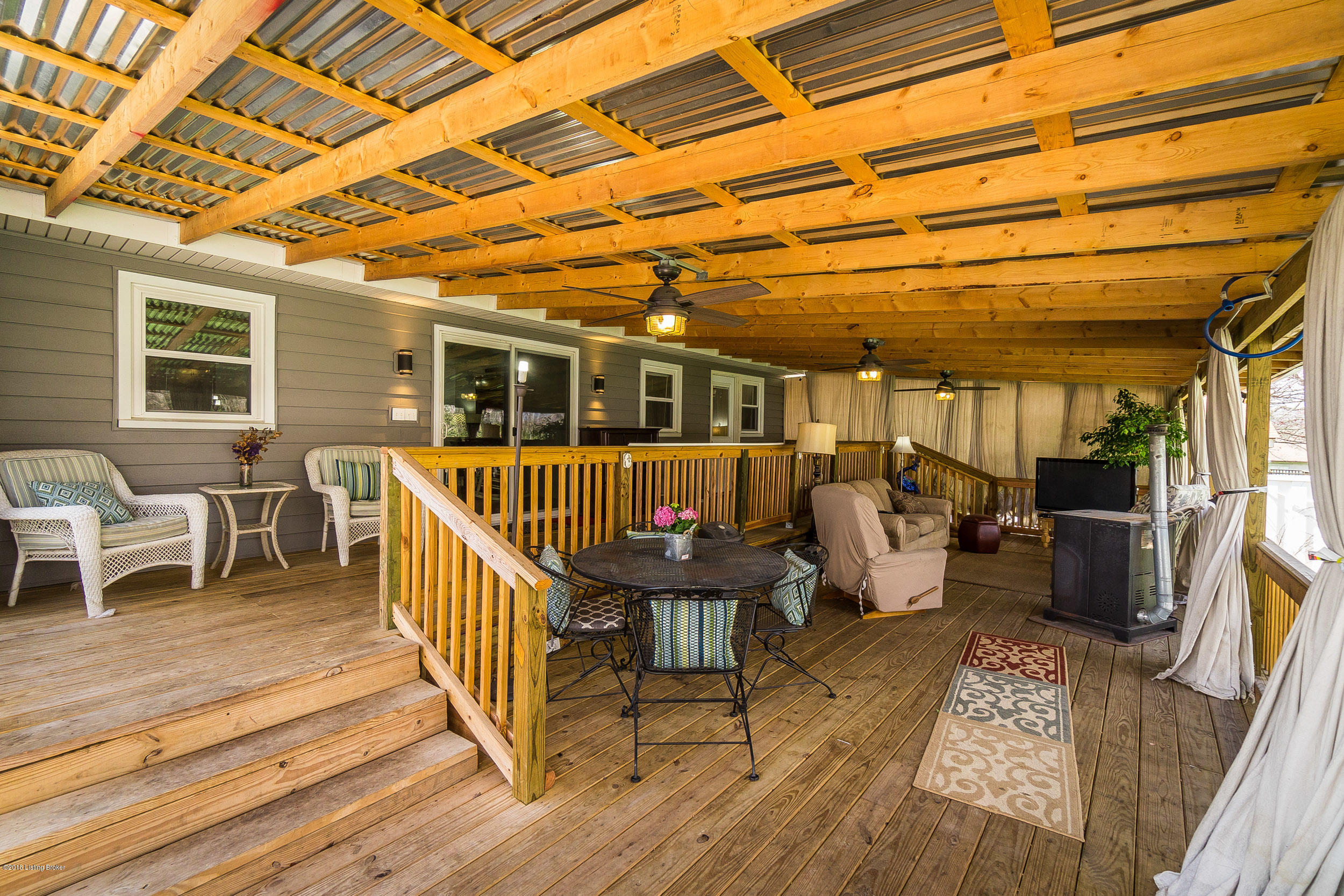 6611 Delton Road Louisville, KY 40258 - Photo 43 of 49 45