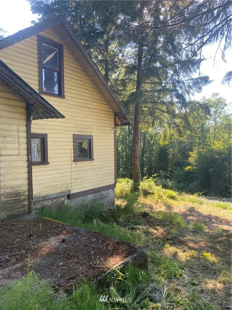 1379 Ferrier Road Winlock, WA 98596 - Photo 5 of 5