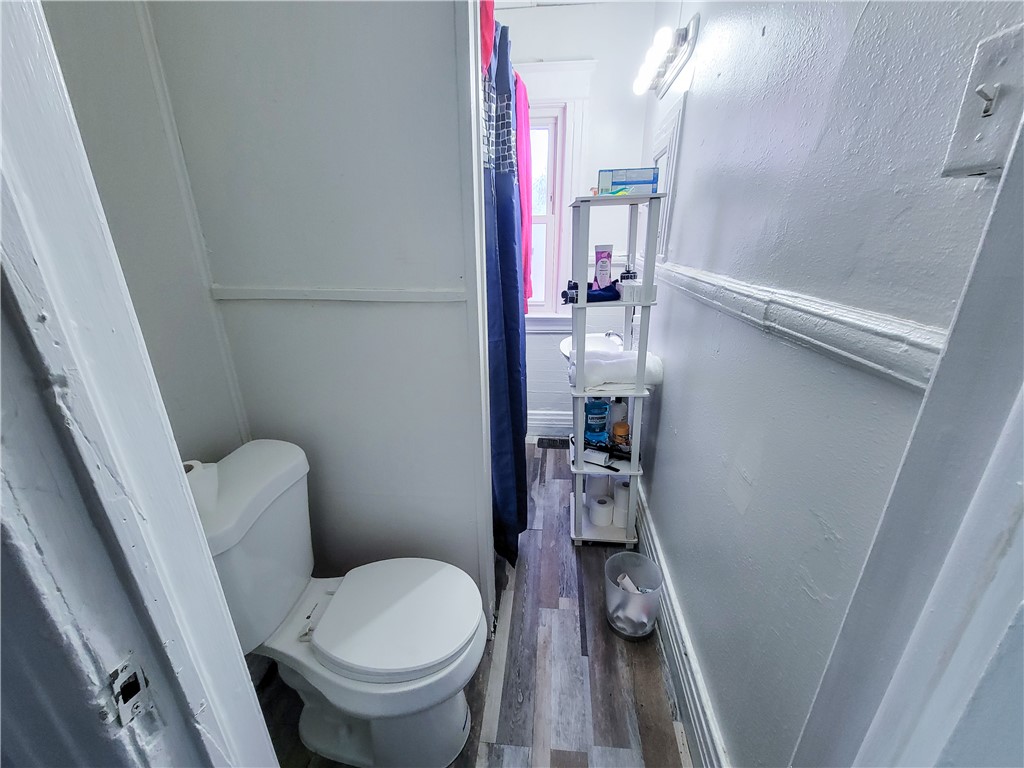 172 Rohr Street Rochester, NY 14605 - Photo 5 of 8