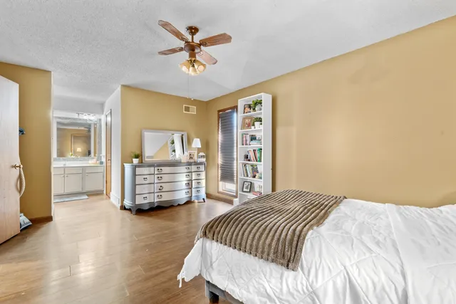 $279,900 | 5676 Antwerp Avenue West, Memphis, TN 38135