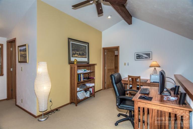 2 Rhododendron Lane Sunriver, OR 97707 - Photo 20 of 24 Additional Photo
