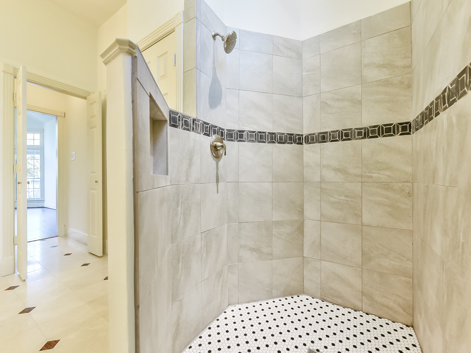 166 East Capstone Circle Spring, TX 77381 - Photo 29 of 45 a bathroom with a shower