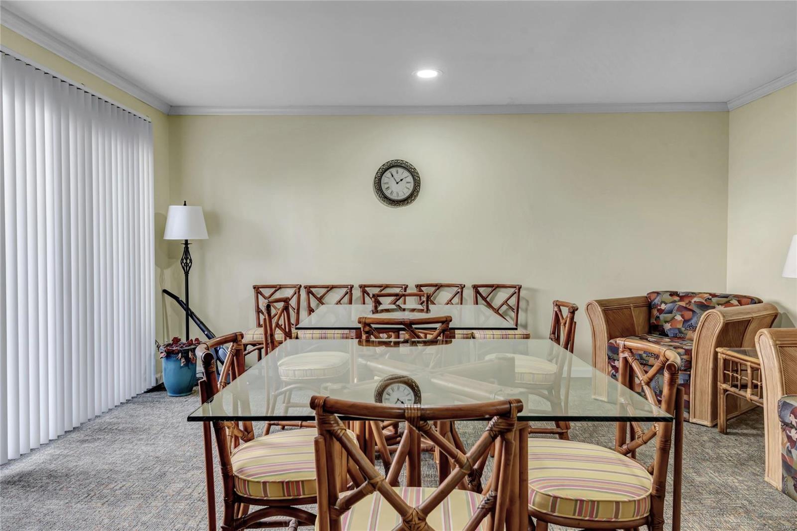 950 East Rue De La Banque, Unit 308 Creve Coeur, MO 63141 - Photo 34 of 45 Gallery Image 34