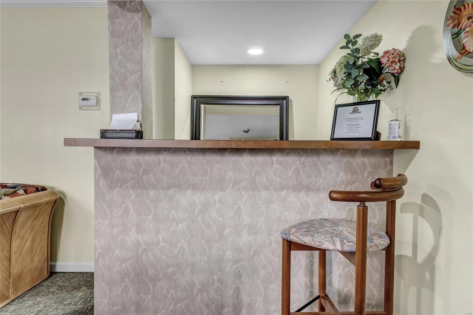 950 East Rue De La Banque, Unit 308 Creve Coeur, MO 63141 - Photo 35 of 45 Gallery Image 35