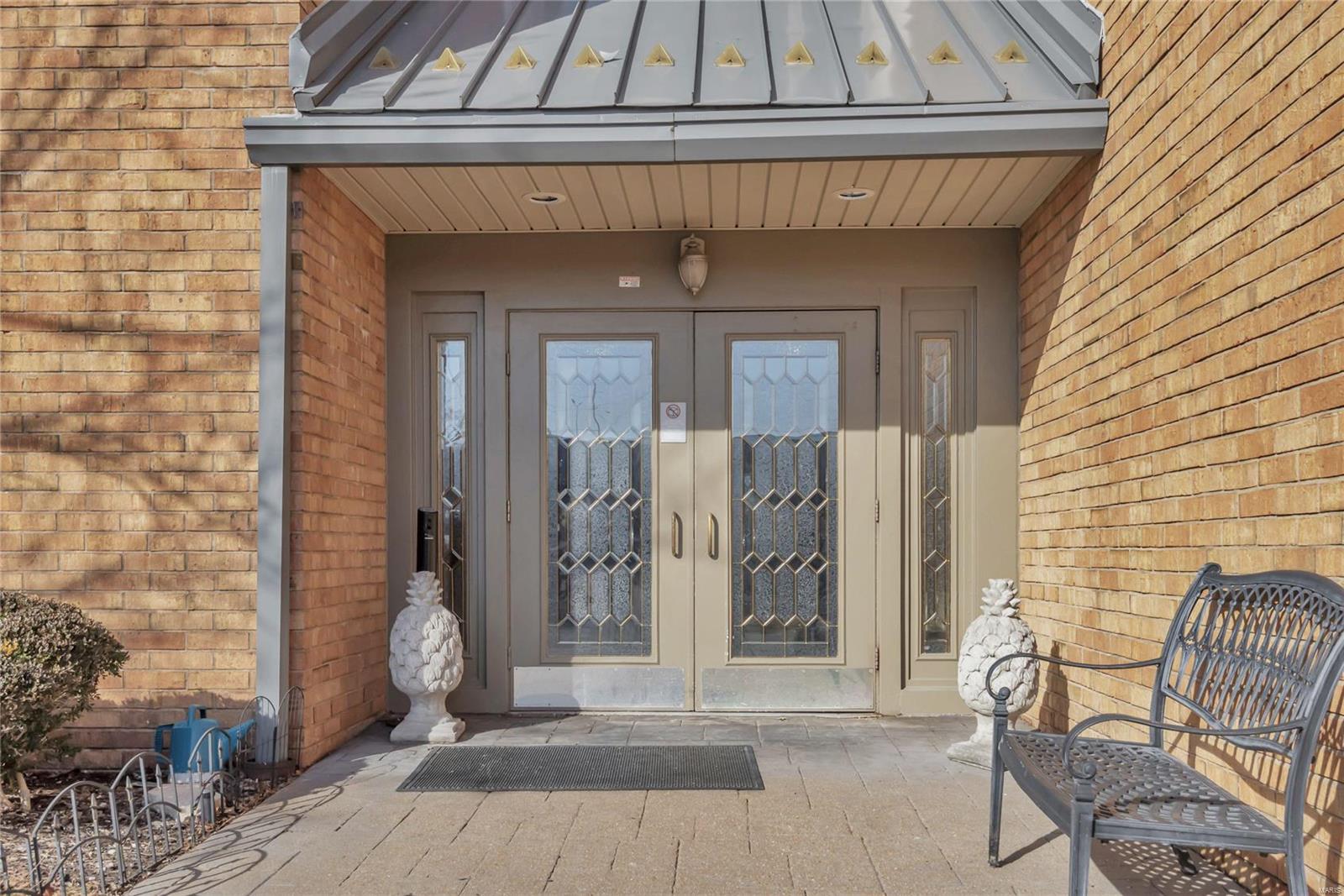 950 East Rue De La Banque, Unit 308 Creve Coeur, MO 63141 - Photo 41 of 45 Gallery Image 41