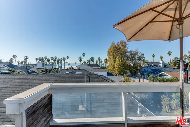 a view of outdoor space and city view