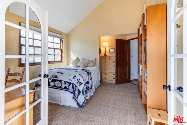 $16,000 | 145 Hart Avenue, Santa Monica, CA 90405