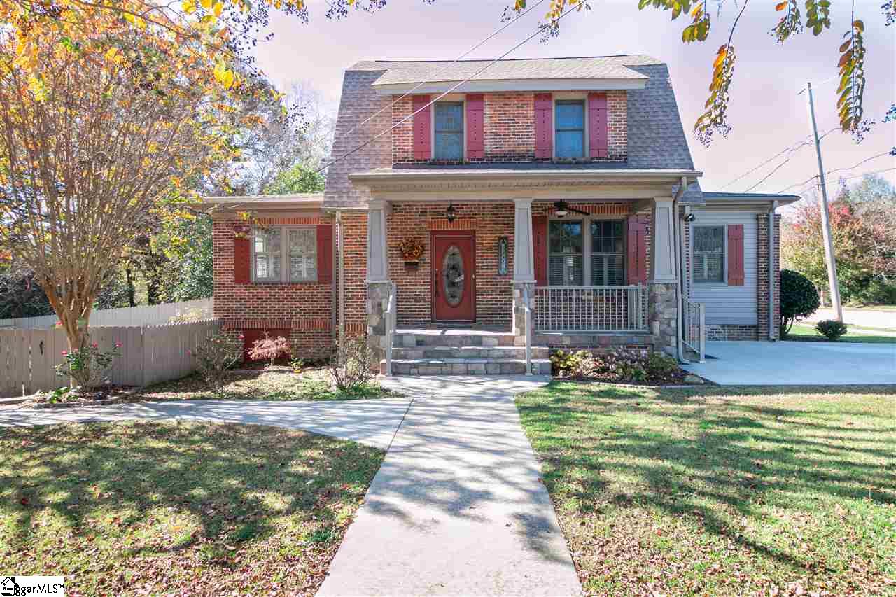 400 Hickory Street Clinton, SC 29325 - Photo 2 of 26 Gallery Image 2