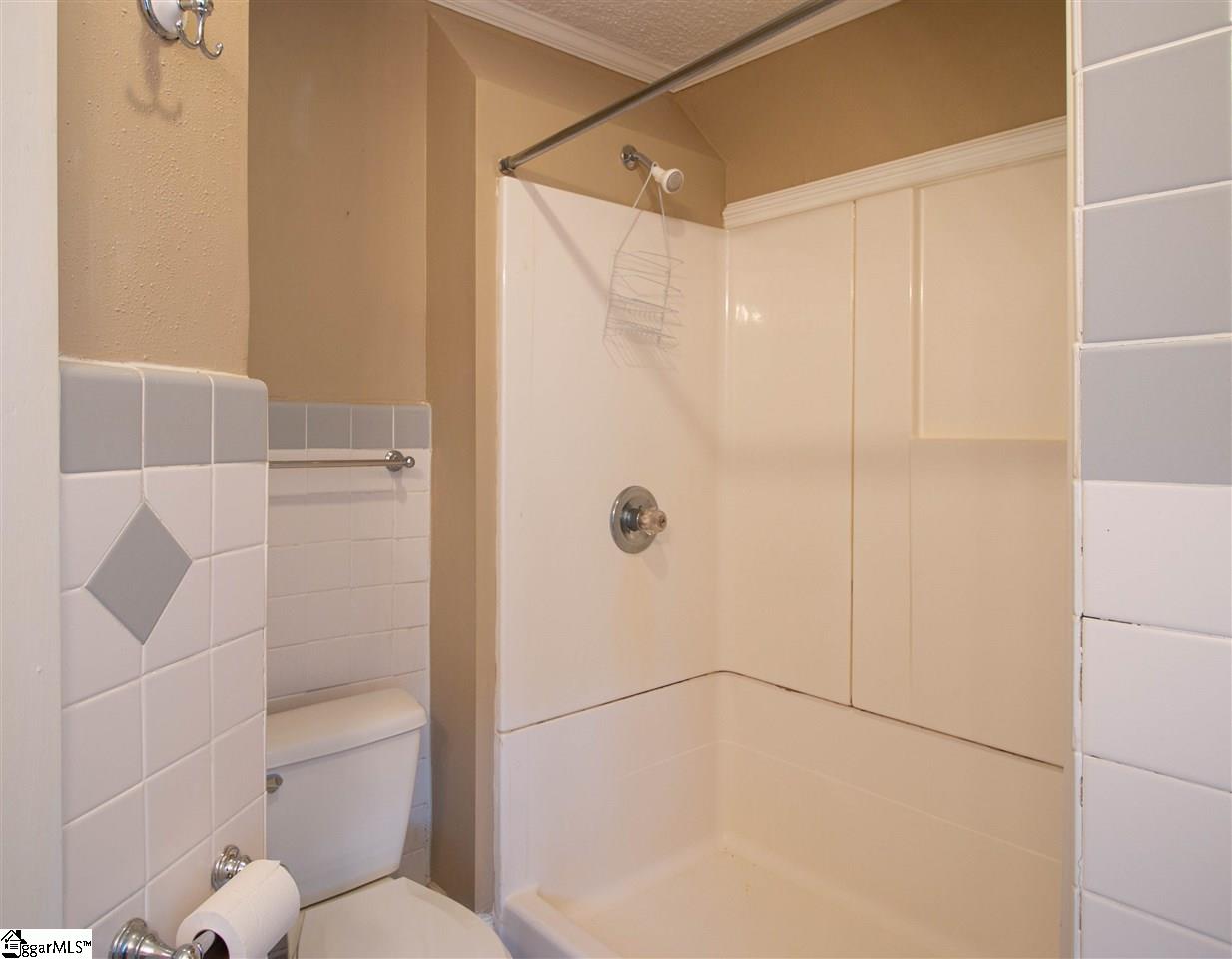 400 Hickory Street Clinton, SC 29325 - Photo 22 of 26 Gallery Image 22