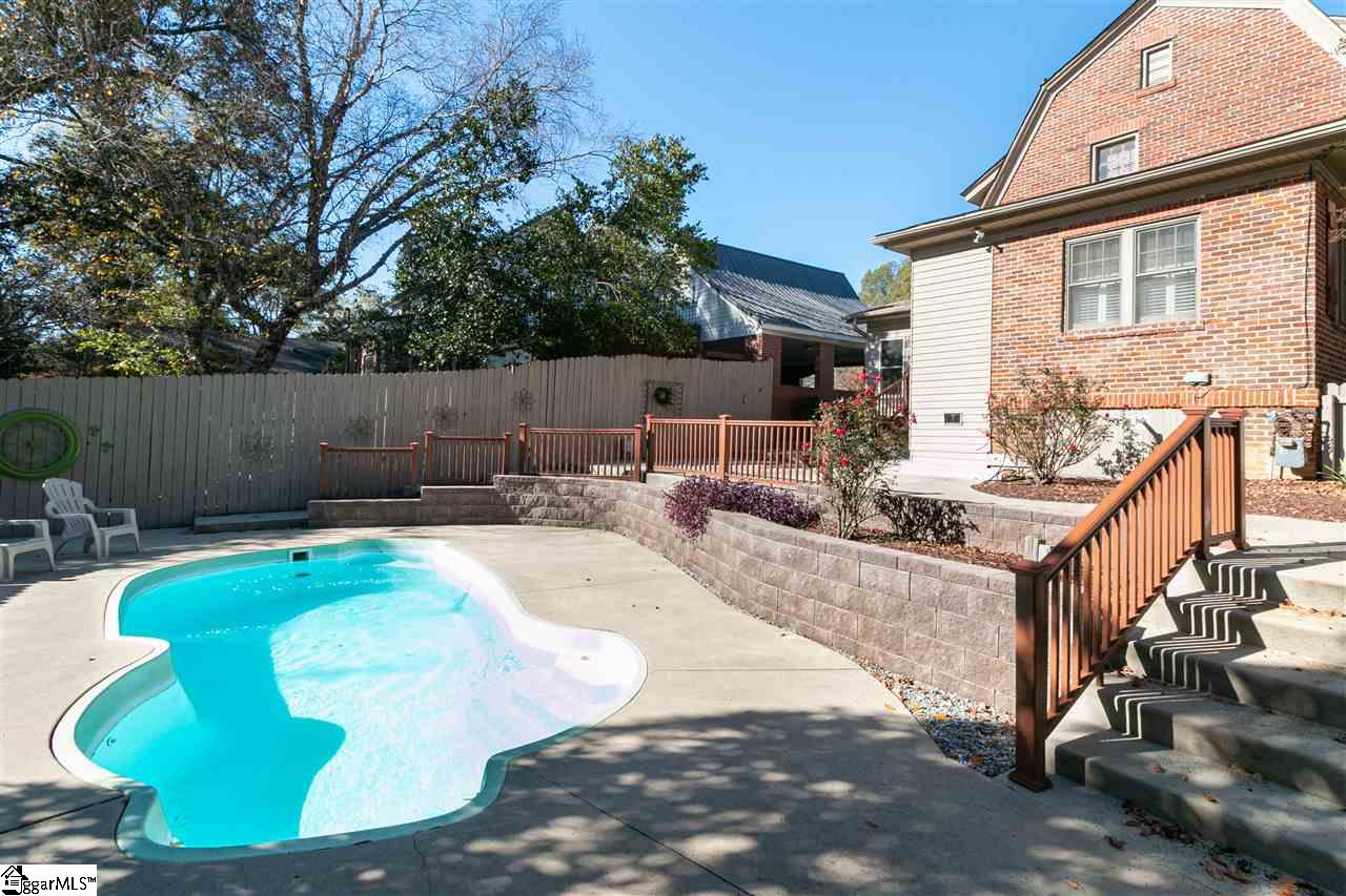 400 Hickory Street Clinton, SC 29325 - Photo 4 of 26 Gallery Image 4
