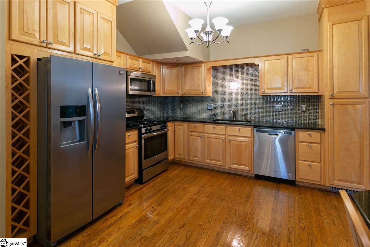 400 Hickory Street Clinton, SC 29325 - Photo 6 of 26 Gallery Image 6