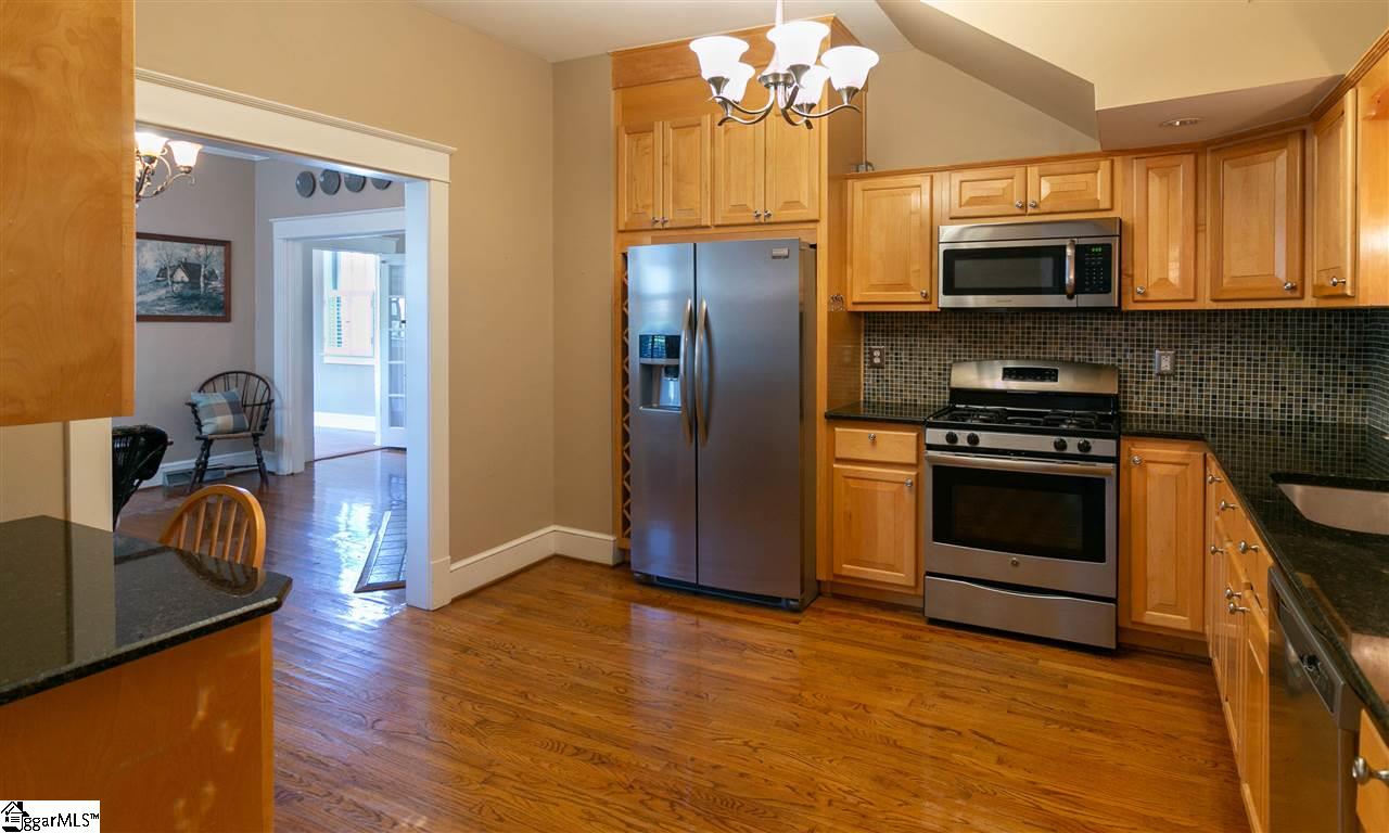 400 Hickory Street Clinton, SC 29325 - Photo 7 of 26 Gallery Image 7
