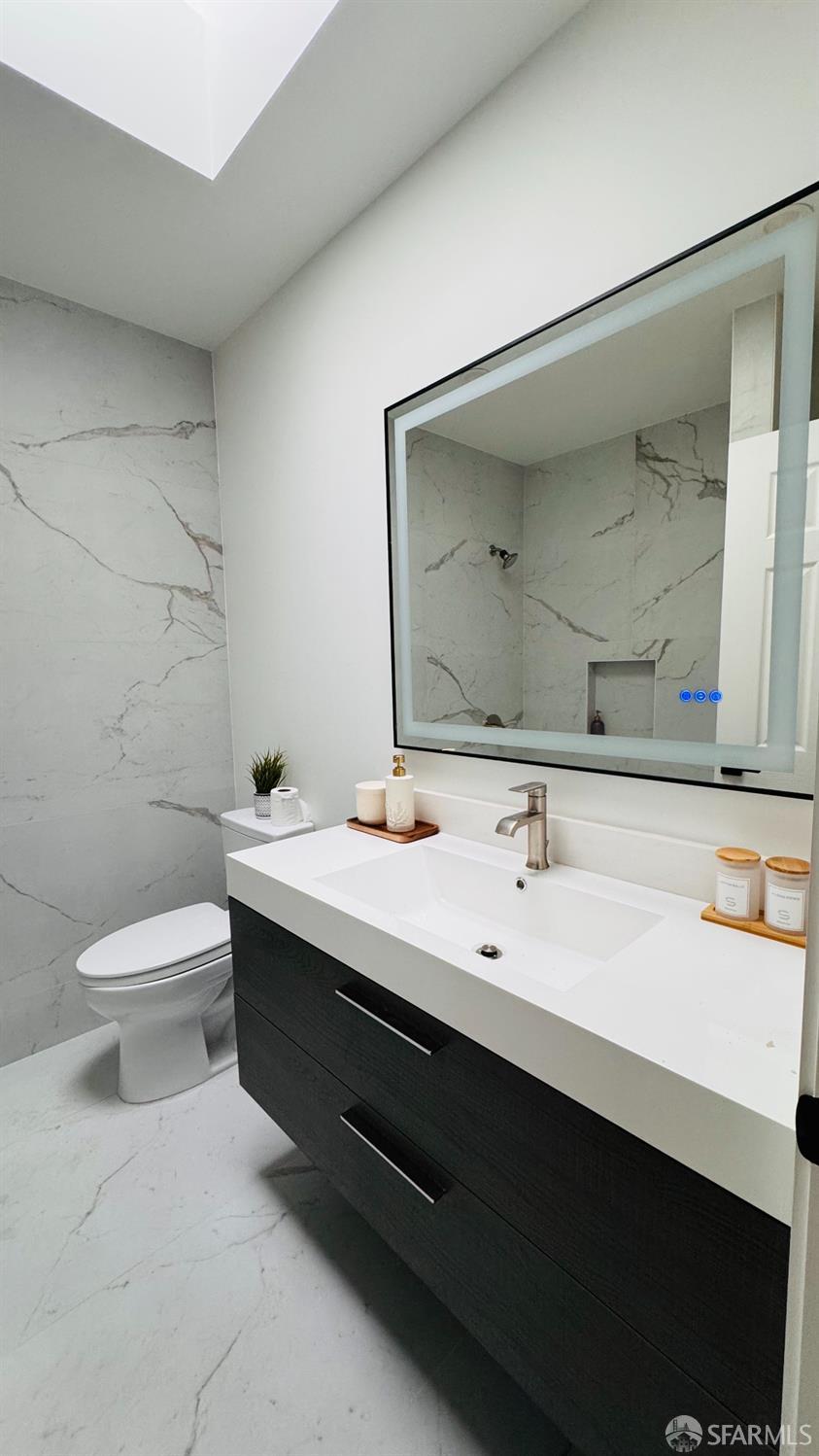 1512 Everett Street Alameda, CA 94501 - Photo 22 of 36