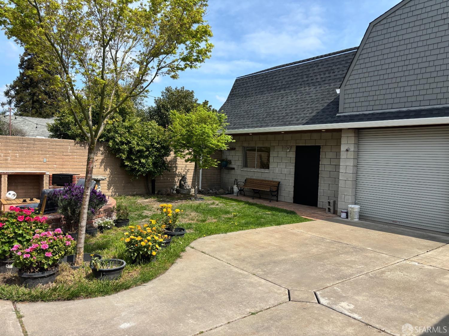 1512 Everett Street Alameda, CA 94501 - Photo 28 of 36