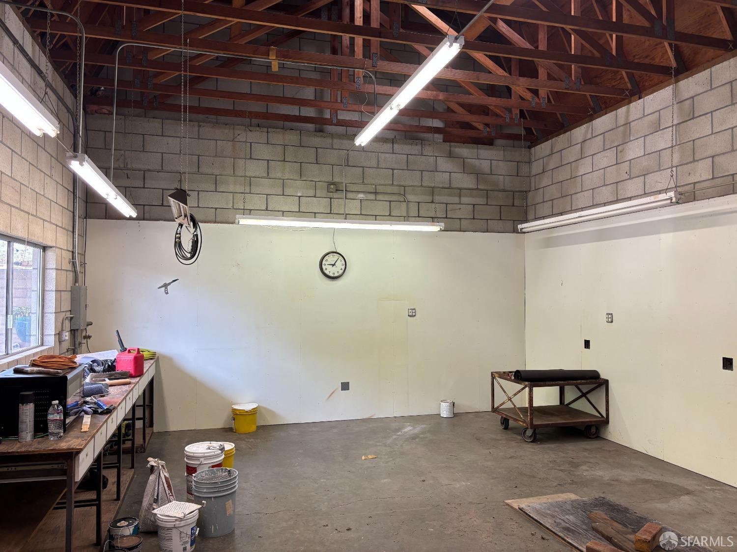 1512 Everett Street Alameda, CA 94501 - Photo 31 of 36