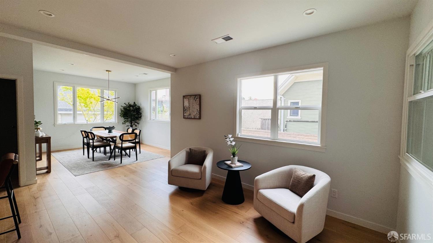 1512 Everett Street Alameda, CA 94501 - Photo 10 of 36