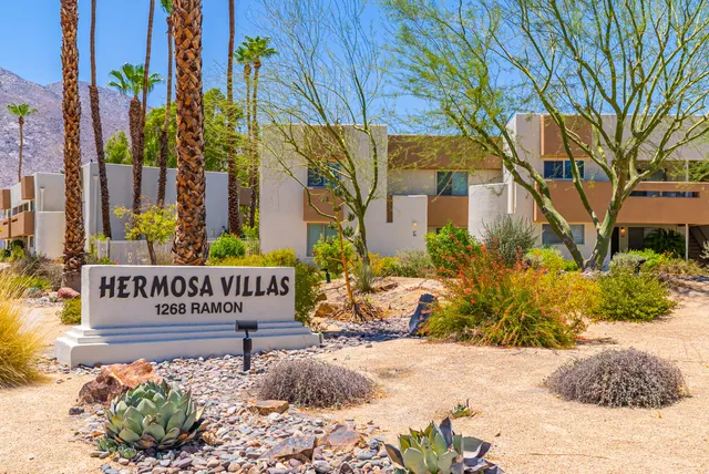 a view of sign board