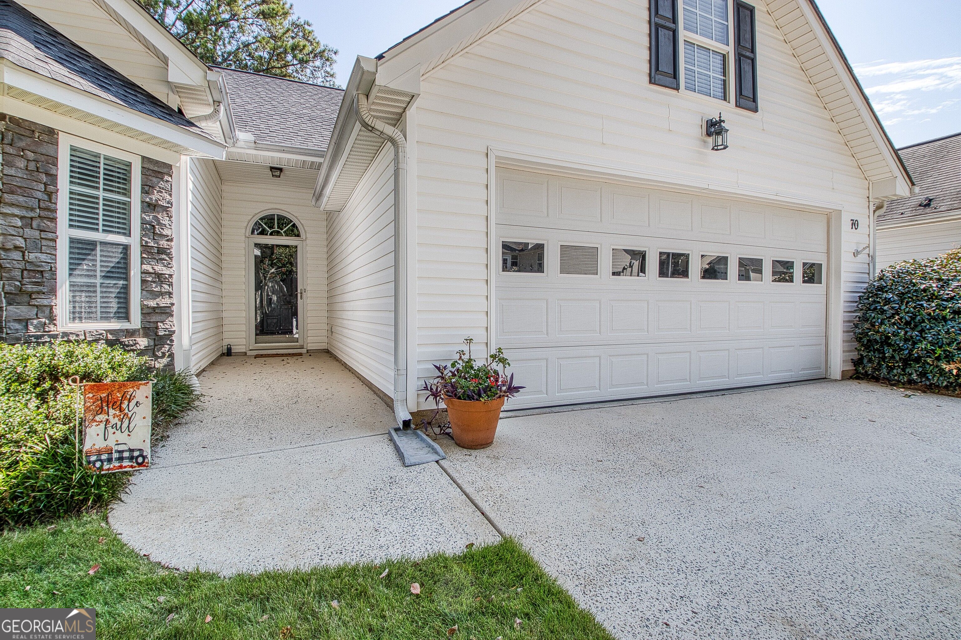 70 Green Spring Newnan, GA 30265 - Photo 5 of 64 Gallery Image 5