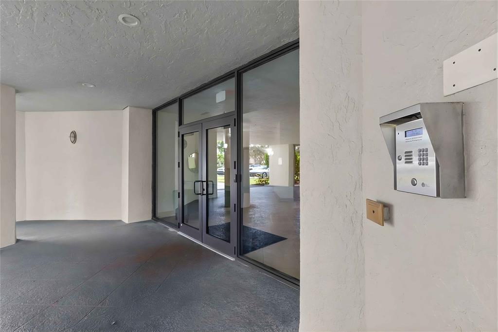 6463 La Costa Drive, Unit 301 Boca Raton, FL 33433 - Photo 29 of 37