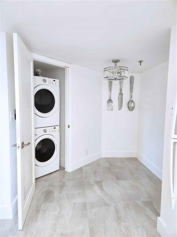 6463 La Costa Drive, Unit 301 Boca Raton, FL 33433 - Photo 5 of 37