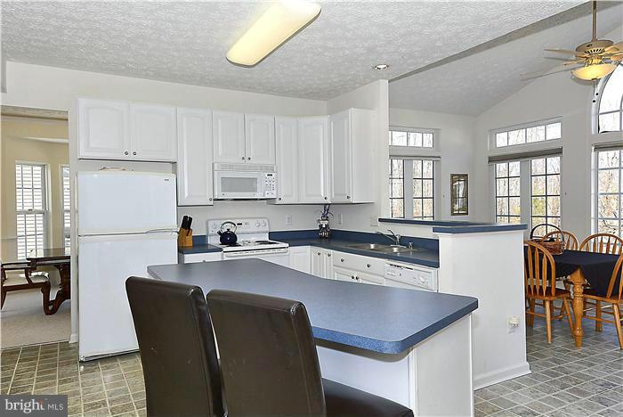7778 Rotherham Drive Hanover, MD 21076 - Photo 4 of 27 Kitchen