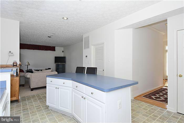 7778 Rotherham Drive Hanover, MD 21076 - Photo 5 of 27 Kitchen