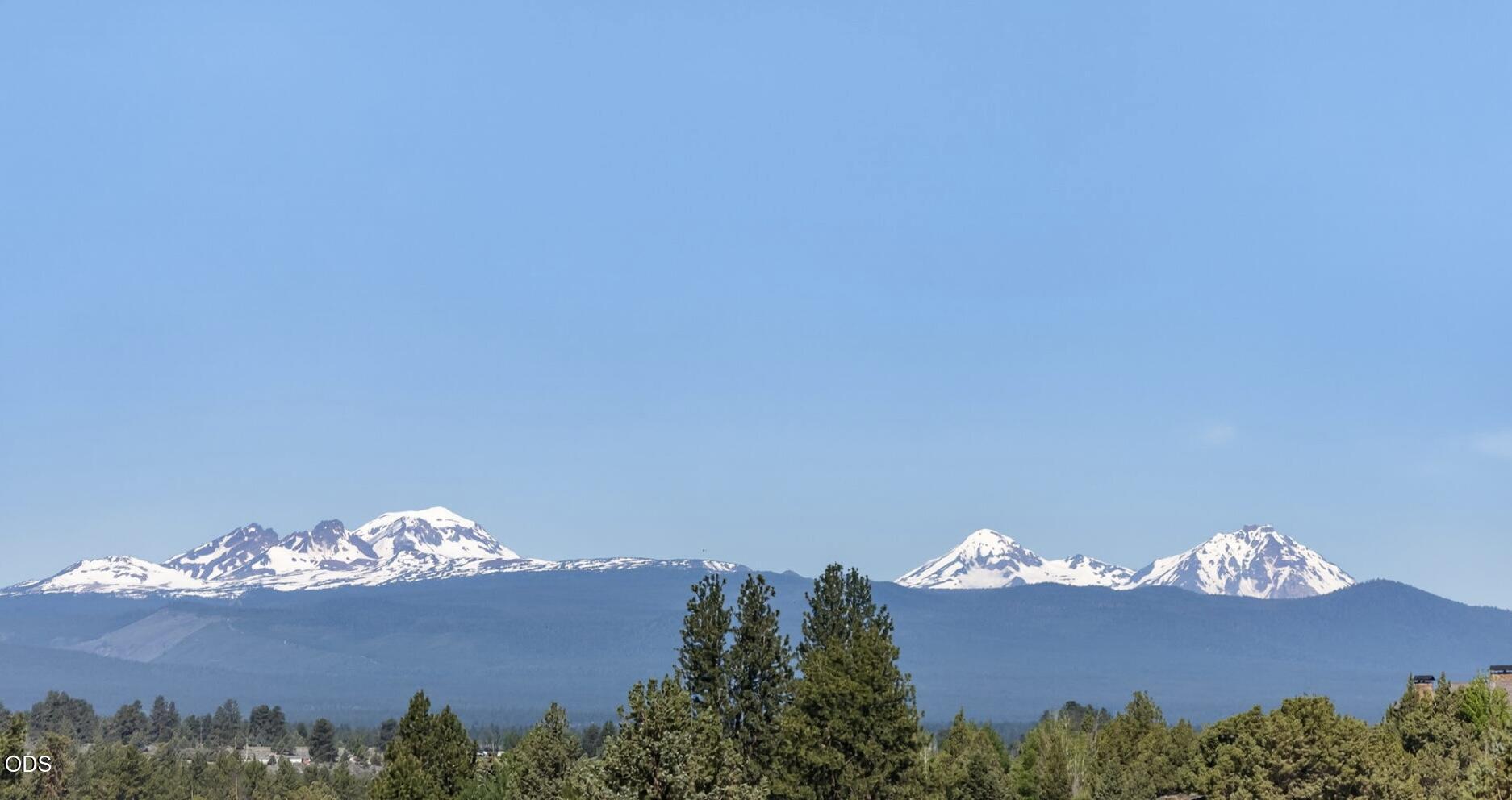 60376 Arnold Market Road Bend, OR 97702 - Photo 7 of 47