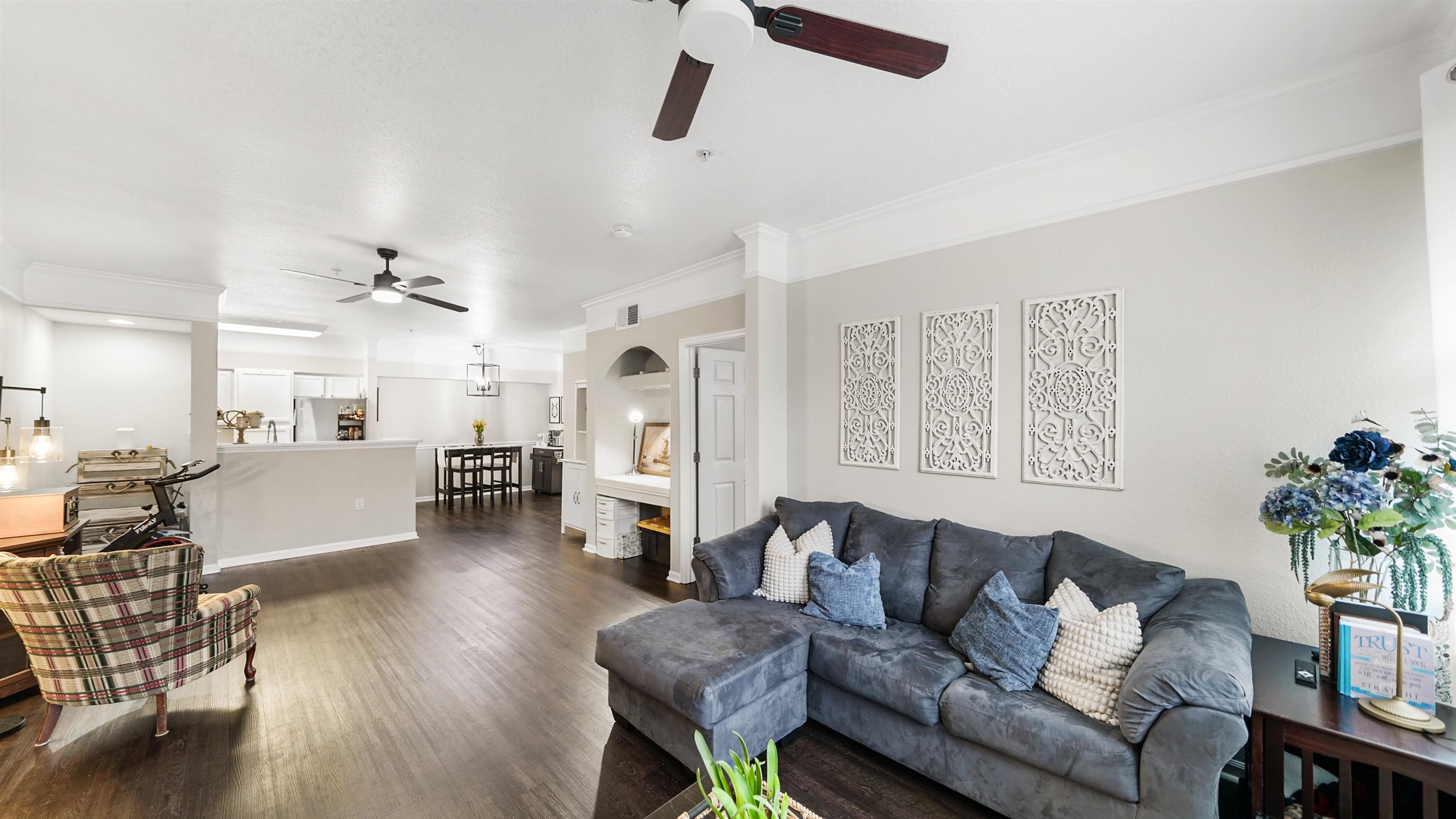 8550 Touchton Road, Unit 625 Jacksonville, FL 32216 - Photo 13 of 47 a living room with furniture and a large window