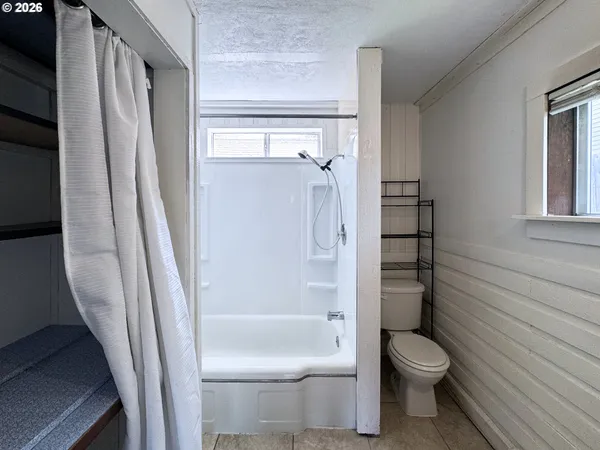 $399,000 | 310 1/2 East 31st Avenue, Eugene, OR 97405