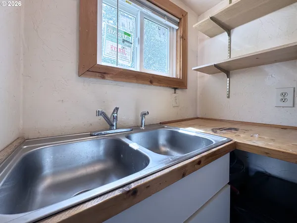 $399,000 | 310 1/2 East 31st Avenue, Eugene, OR 97405
