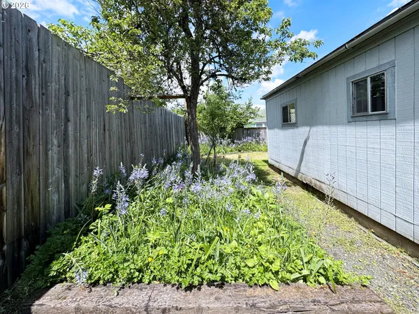 $399,000 | 310 1/2 East 31st Avenue, Eugene, OR 97405