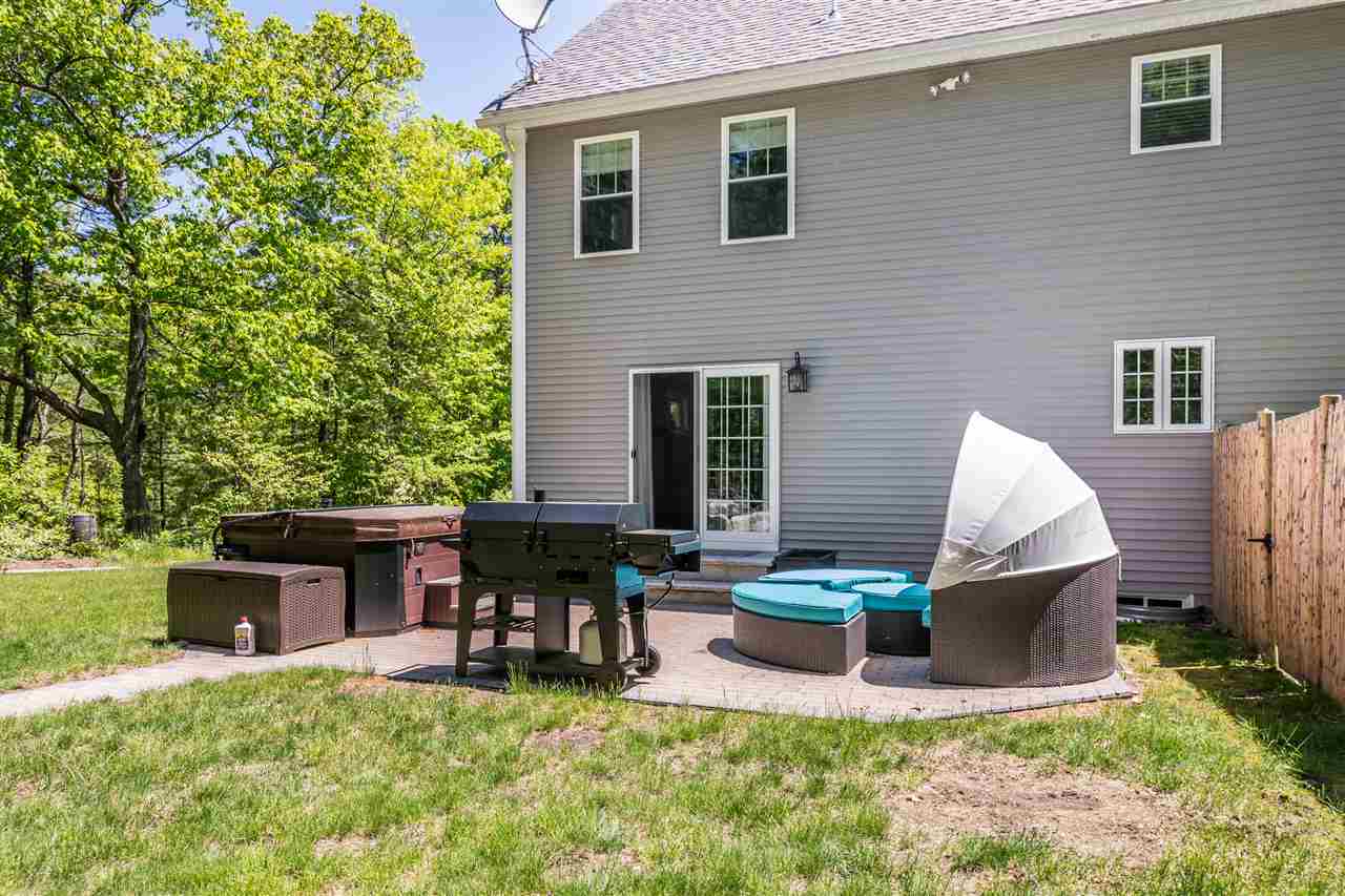 79 Pelham Road Pelham, NH 03076 - Photo 8 of 39 Gallery Image 8