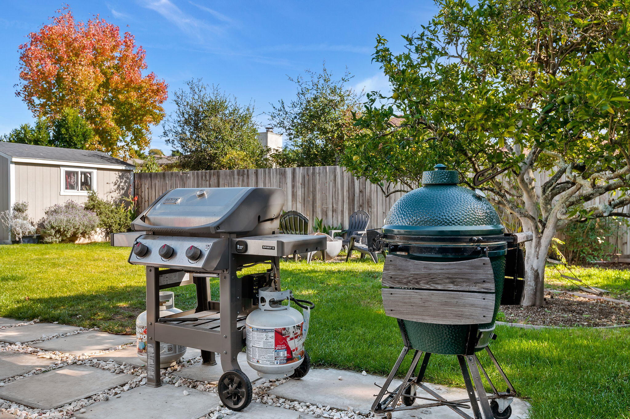 308 Cooper Road Santa Barbara, CA 93109 - Photo 35 of 41 a table and chairs in the garden