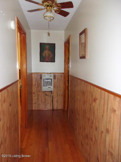 402 Cave Mill Road Leitchfield, KY 42754 - Photo 10 of 14 101_0052