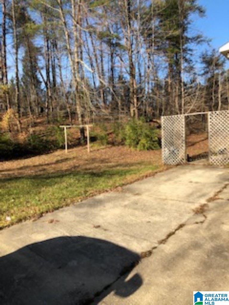 735 North Pine Hill Road Birmingham, AL 35217 - Photo 3 of 16