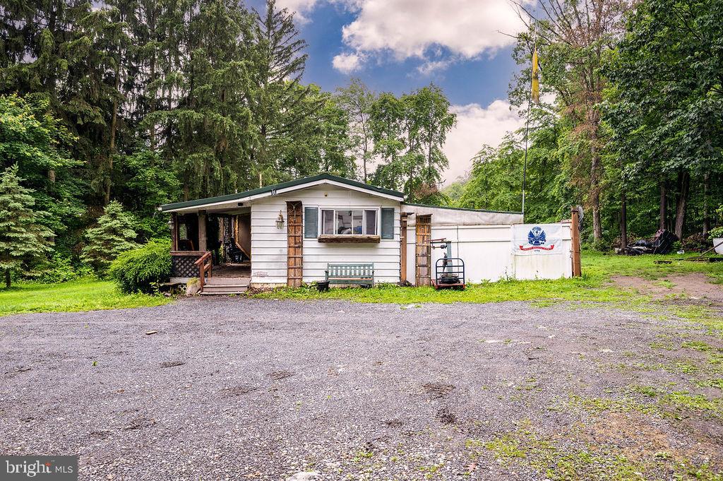 545 Edwards Road Narvon, PA 17555 - Photo 1 of 13 Gallery Image 1