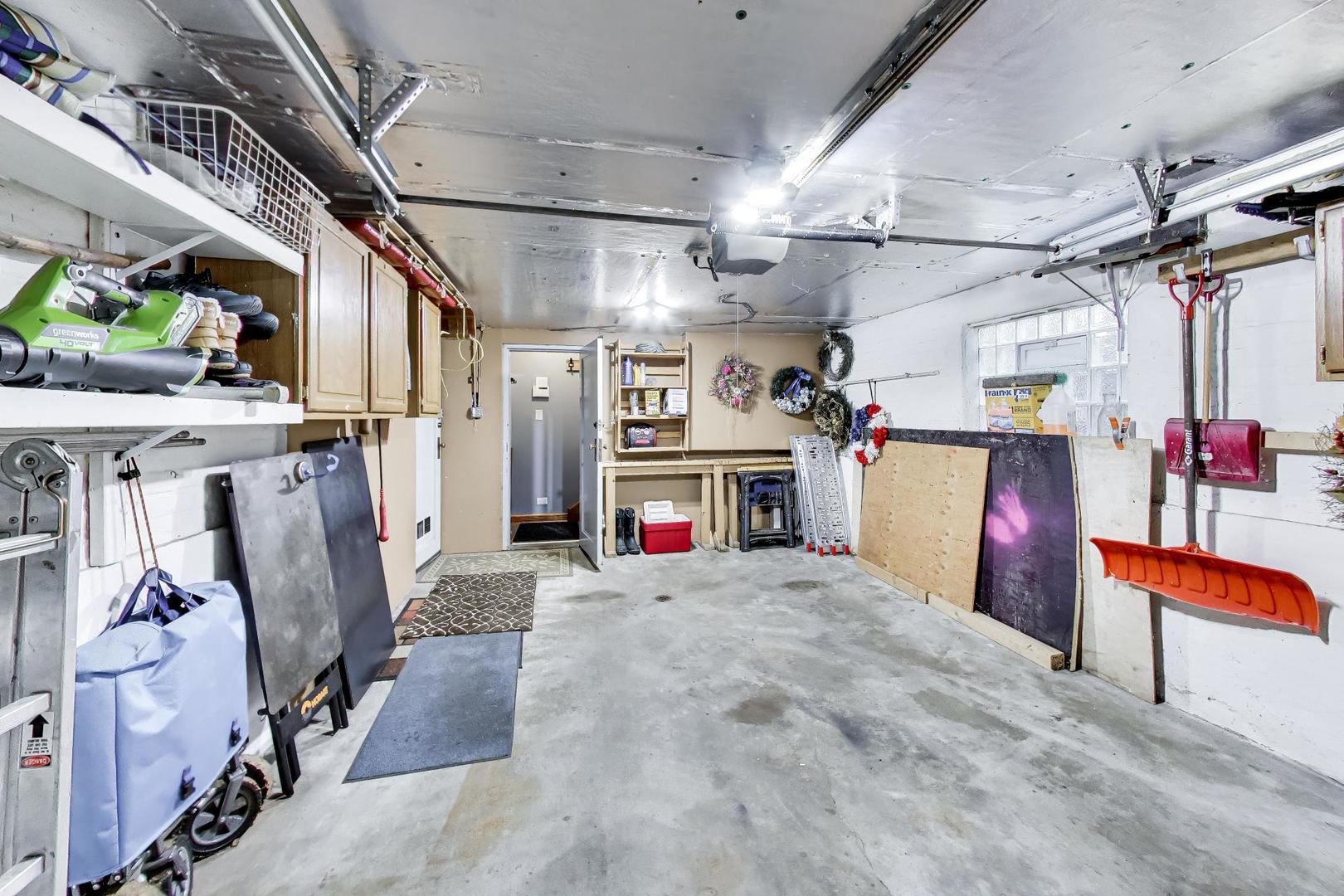 220 Northwood Road Riverside, IL 60546 - Photo 54 of 79 Gallery Image 54