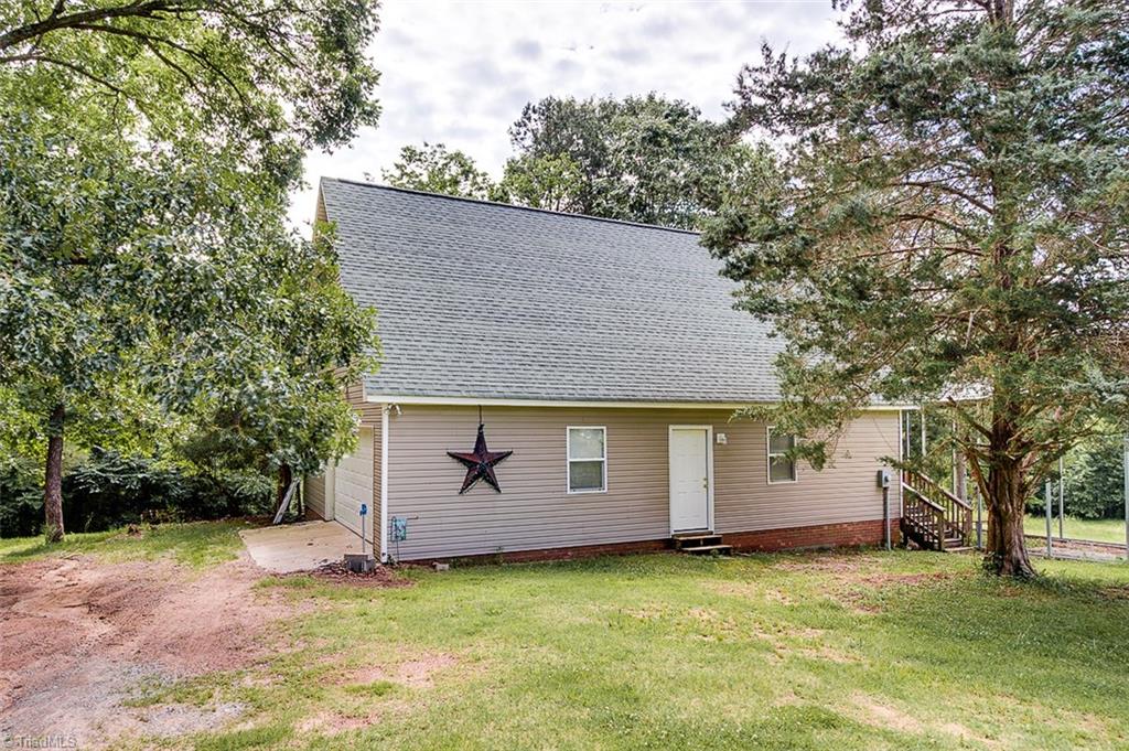4654 Peace Road Trinity, NC 27370 - Photo 27 of 29