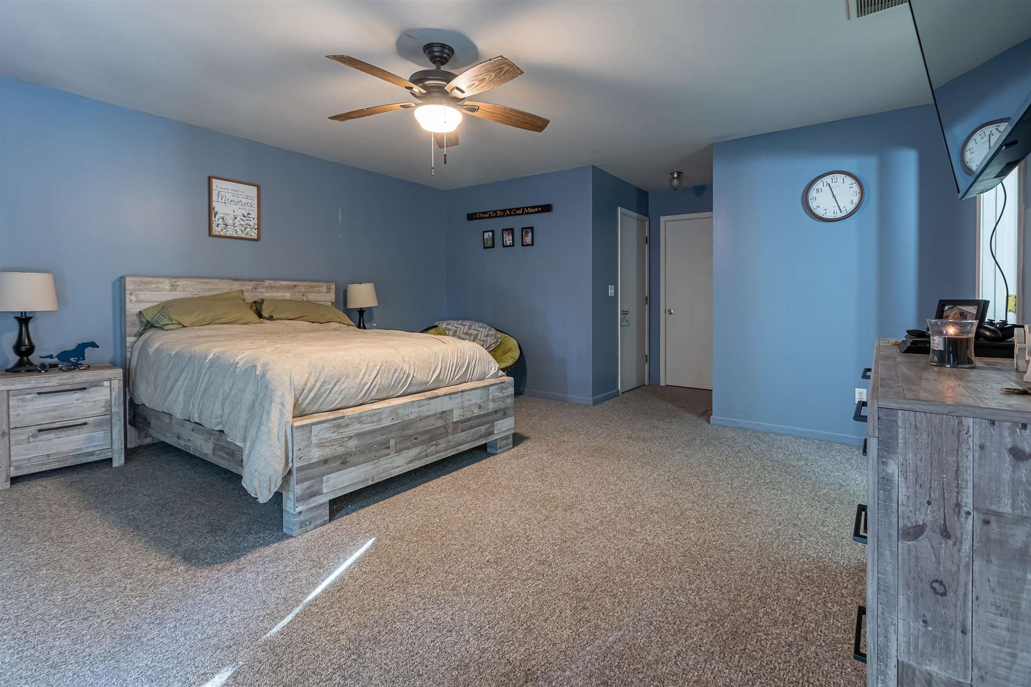 265 Country Acres Road Eldorado, IL 62930 - Photo 12 of 33