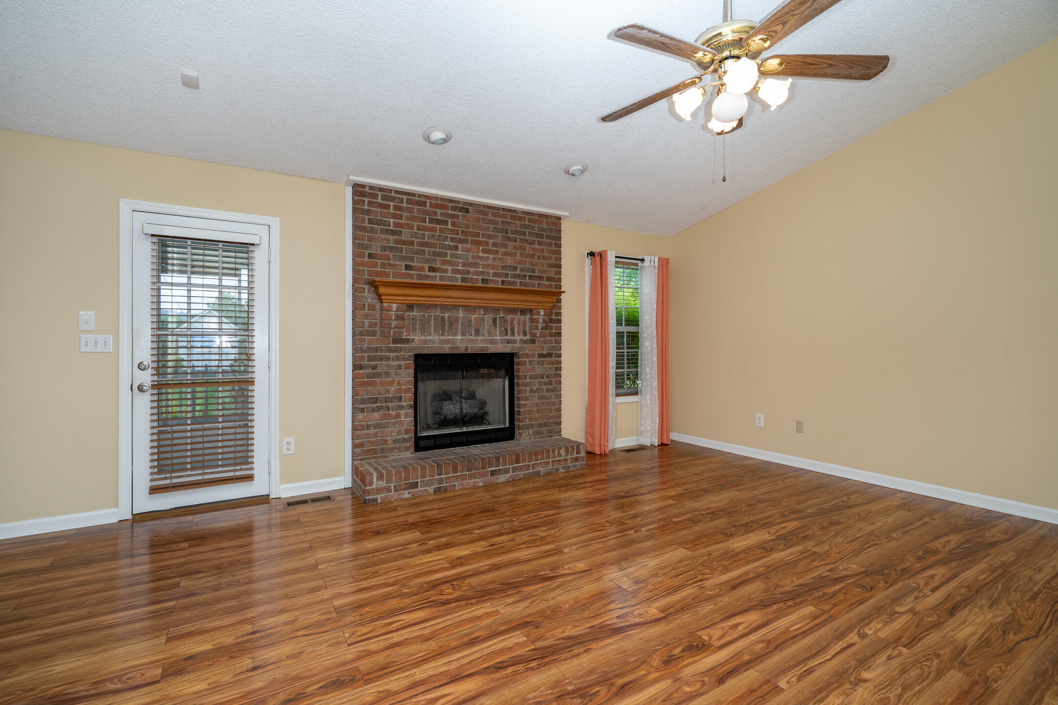 330 Chapman Road Ringgold, GA 30736 - Photo 8 of 30 Living Room 2