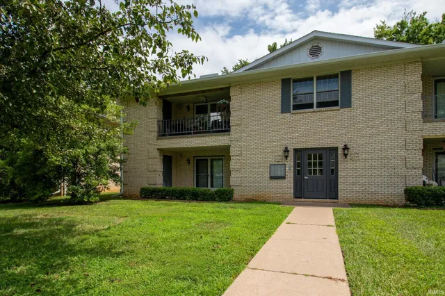 $160,000 | 6718 Newburgh Road, Evansville, IN 47715