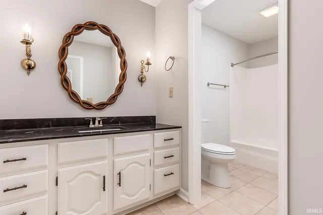 $160,000 | 6718 Newburgh Road, Evansville, IN 47715