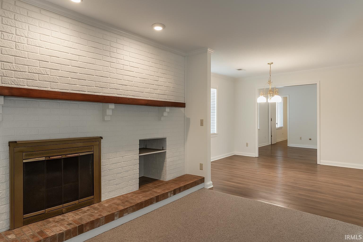 6718 Newburgh Road Evansville, IN 47715 - Photo 4 of 20 Gallery Image 4
