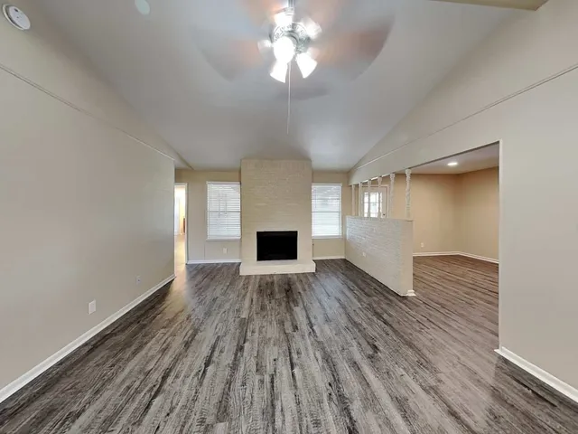 $1,765 | 10014 Catlett Lane, La Porte, TX 77571