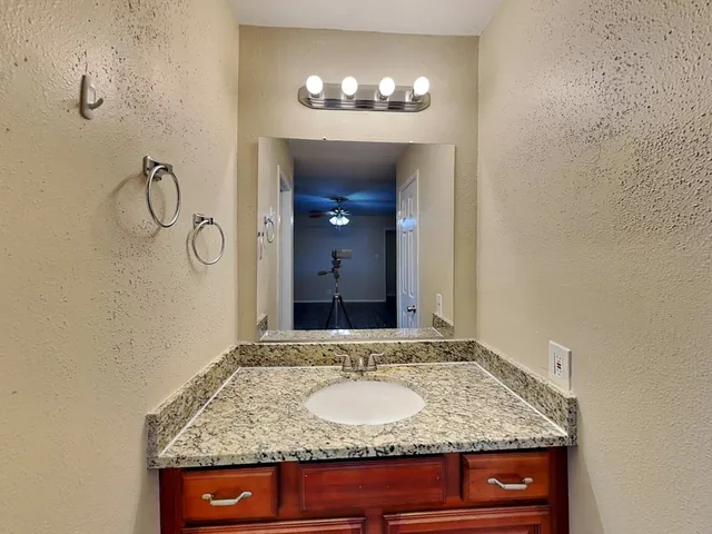 $1,765 | 10014 Catlett Lane, La Porte, TX 77571