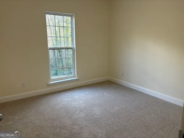 $1,800 | 74 Lockerbie Court, Unit 201, Clayton, GA 30525