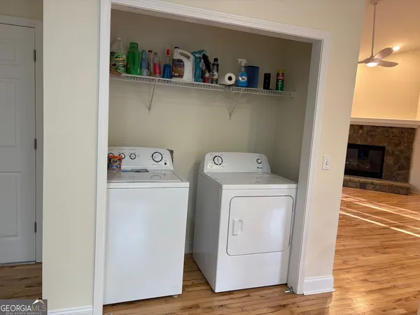 $1,800 | 74 Lockerbie Court, Unit 201, Clayton, GA 30525